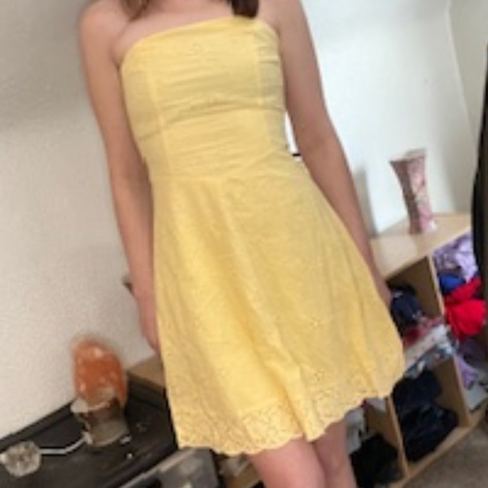 Size 5 Yellow Ruby Rox